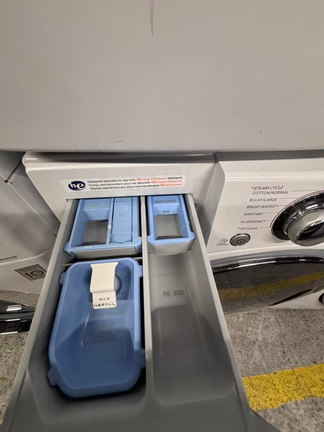 >LG washer 4.5 cu ft & steam dryer 7.5 cu ft set electric 220v front load stackable or side by side - sensor dry He in white   #WM51B