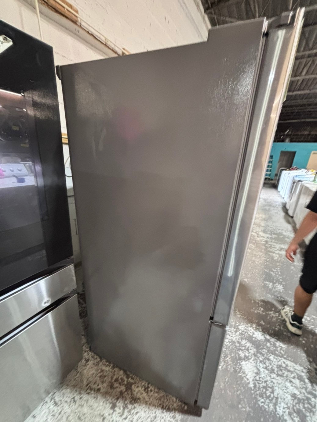 >*special🔥36”kenmore  French doors  fridge  stainless steel (ice maker  doesn’t work) only water 💦 dispenser works !doesn’t affect on the others functions. 36” #KE24WWB