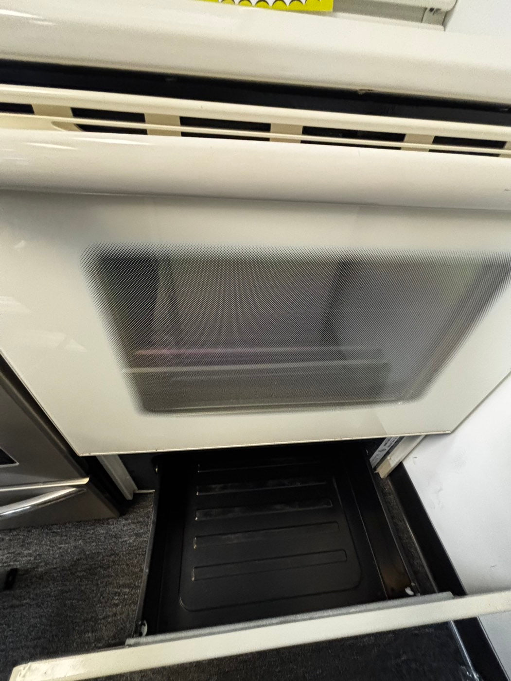 -Frigidaire Glass top electric 220v range 5 burner warm zone bake broil  convection bake  off white color 30" Refurbished #KOW11JL