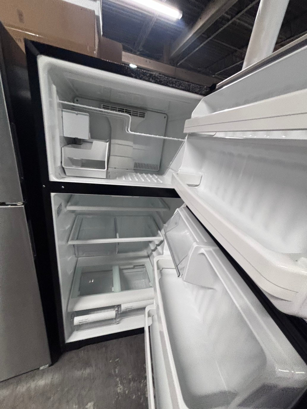 >*28”GE top freezer fridge with ice maker inside stainless steel  used-refurbished #FGBS3RB