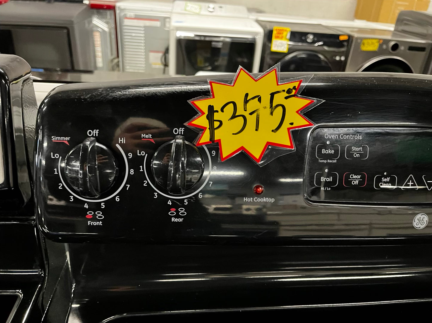 • GE glass top electric range 220v 4 burner Refurbished in black bake Broil hi/lo self clean  30" #ER3232AB