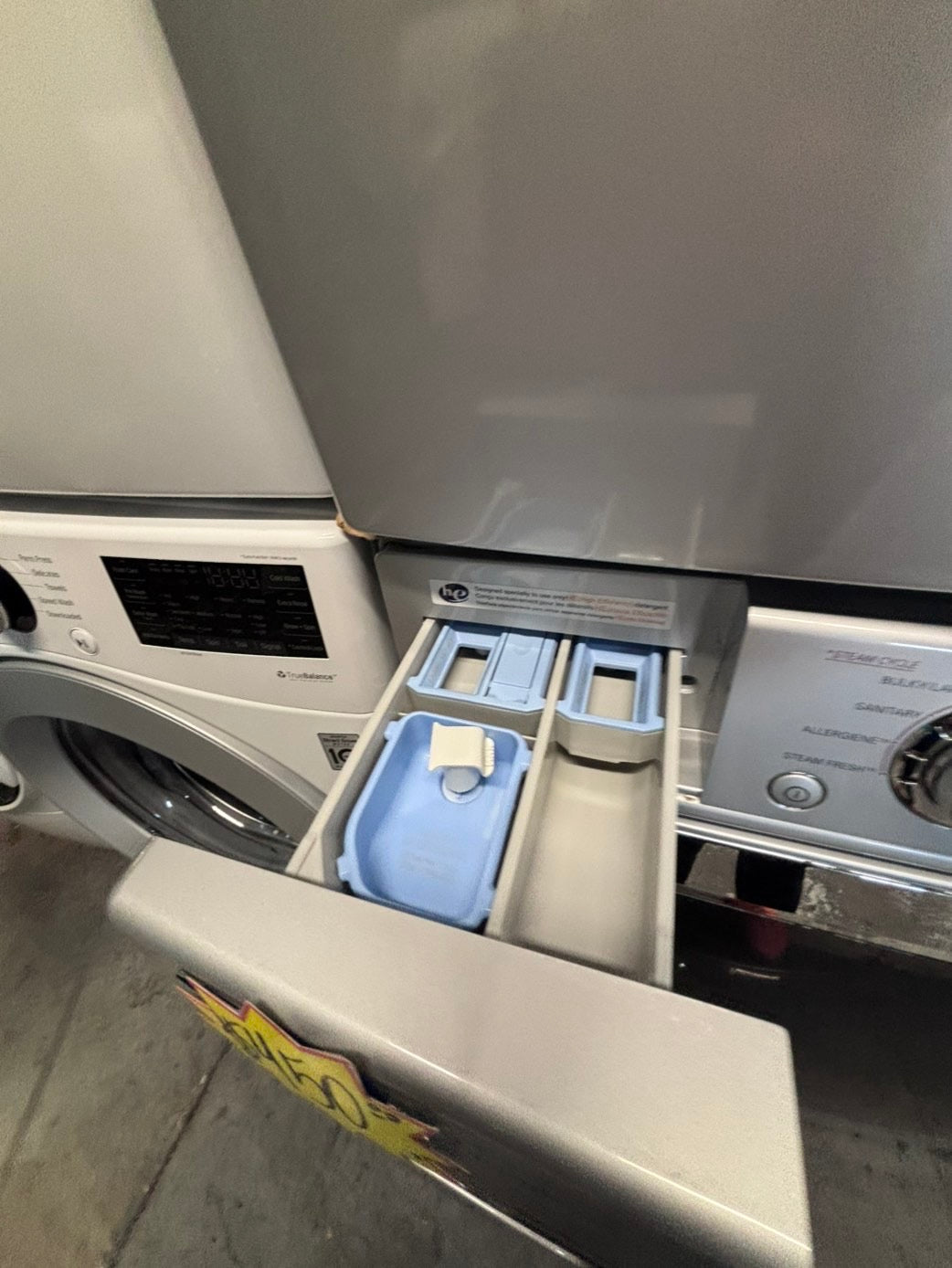 >* July 4th special 🔥🇺🇸LG large capacity washer & dryer set electric 220v front load stackable or side by side - sensor dry in gray  #WERR6SET