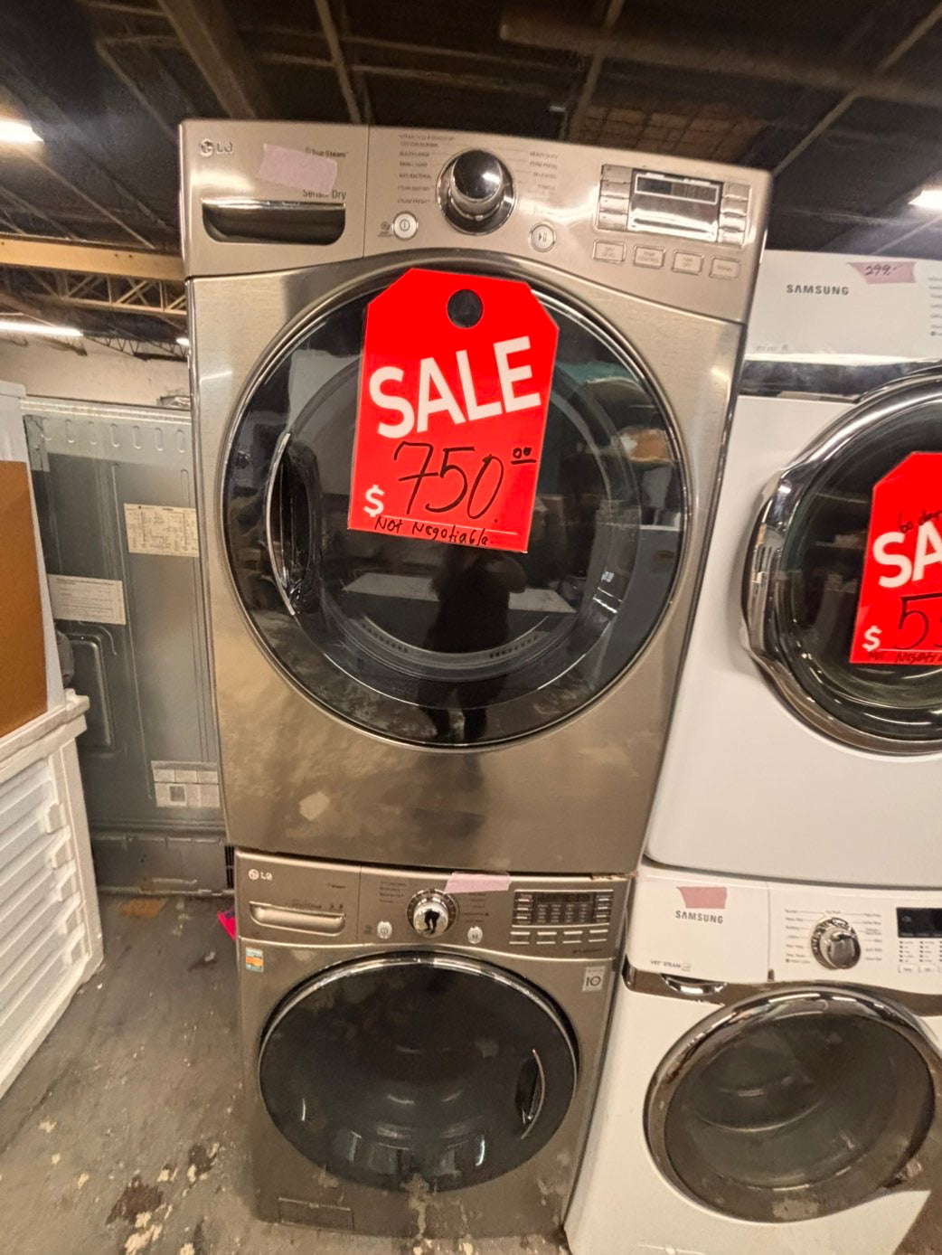 >*Used-great conditions refurbished LG steam washer 4.5cu ft & electric steam dryer 7.5 cu ft large capacity set electric 220v front load stackable or side by side - sensor dry He in silver-gray  #WR15SET