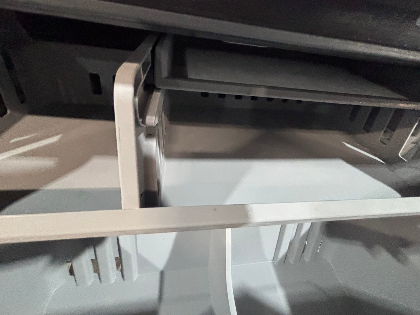 >*kitchen Aid French door Refrigerator counter depth stainless steel w/ ice water dispenser great condition 36"    (👀missing shelf on the door)  used-refurbished #KAF1424B