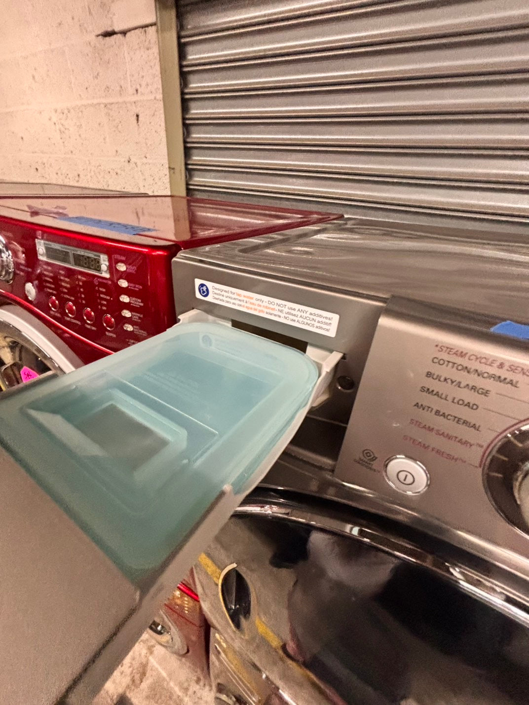 >special 🔥LG GAS  washer large capacity& dryer steam set front load stackable or side by side gray 27” in used-Refurbished #FWP33BSET