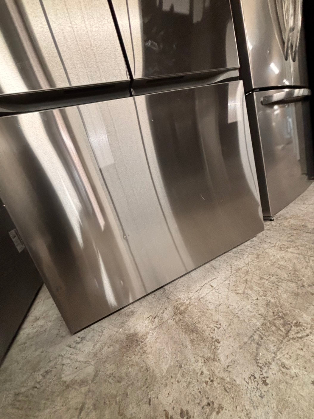 > LG new open box 📦 costumer return 27 cu. ft. SMART Counter Depth MAX French Door Refrigerator with Ice and Water inside ADA Comp in PrintProof Stainless Steel #RLIOAB