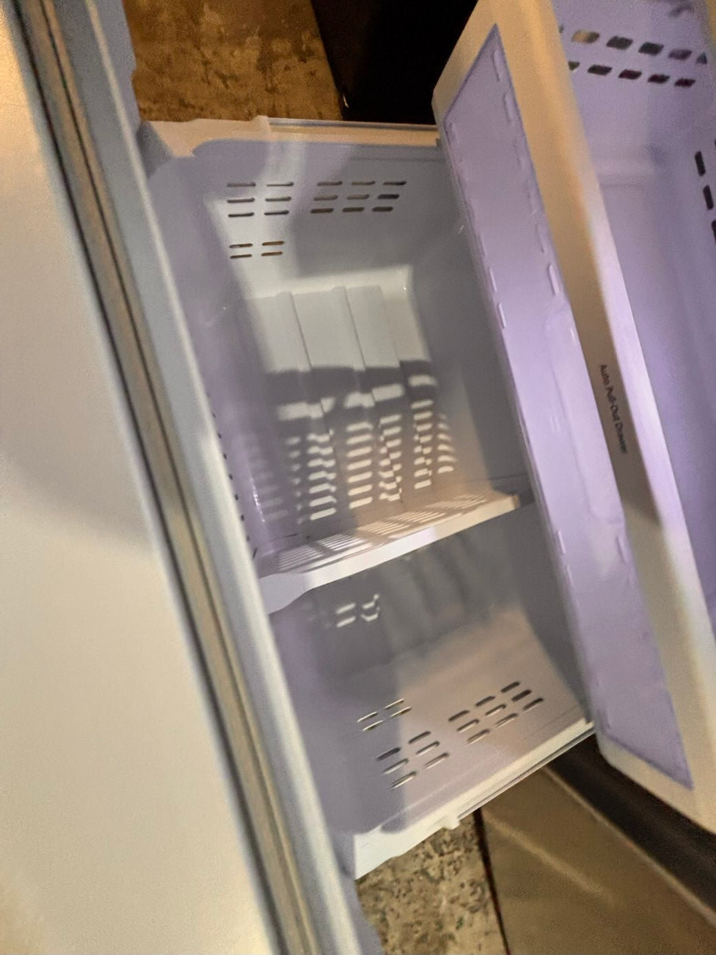 }}Samsung used-Refurbished 36”w x69h x 30” 4 doors  refrigerator white  w/ice & water dispenser  (👀The numbers on the screen are only partially visible).  #SSWF73B