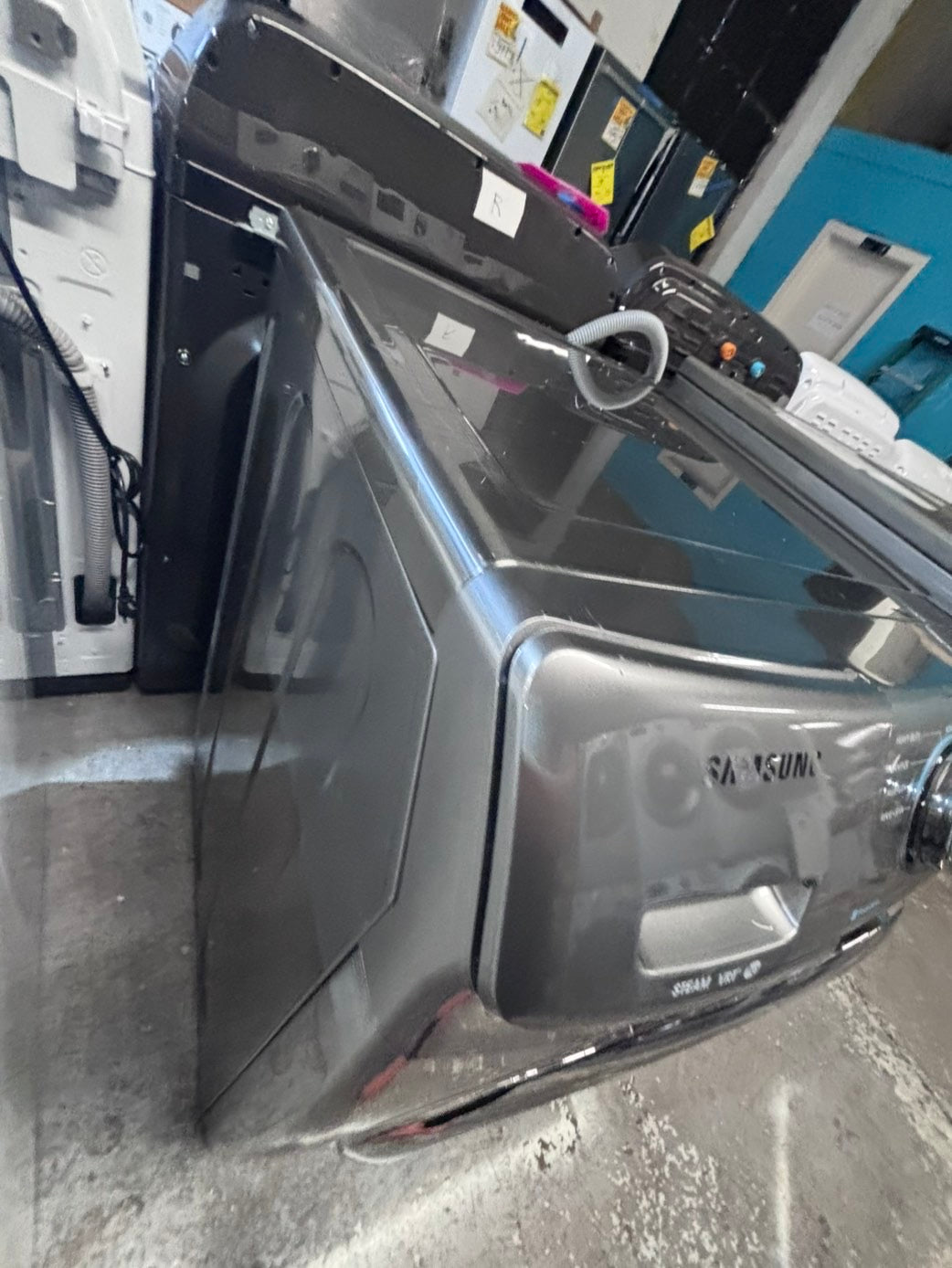 >*special price 🔥🚀Samsung gray front load washer large capacity stackable or side by side  27” in used-Refurbished #SPYE3WB
