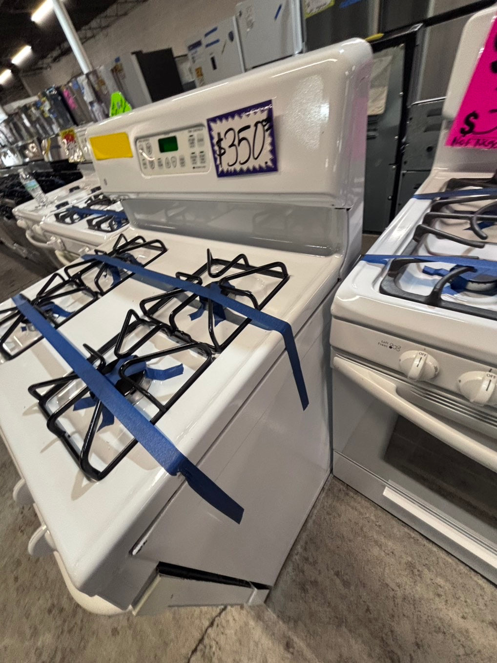 >*GE  Gas range 4 burner bake broil Hi/Lo self clean in  white used-Refurbished 30” #G2J12B