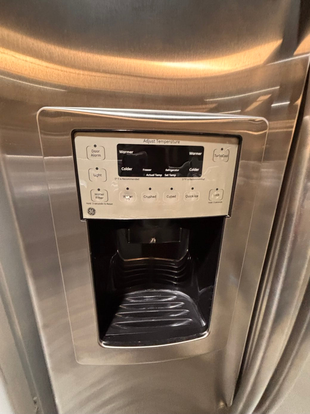 }}Special 🔥🔥GE Side x side  36”x 69”h x 29 depth ,Refrigerator stainless steel with ice maker & water dispenser /. 36” 26cu.ft used-Refurbished. Item number  #RFGES26B