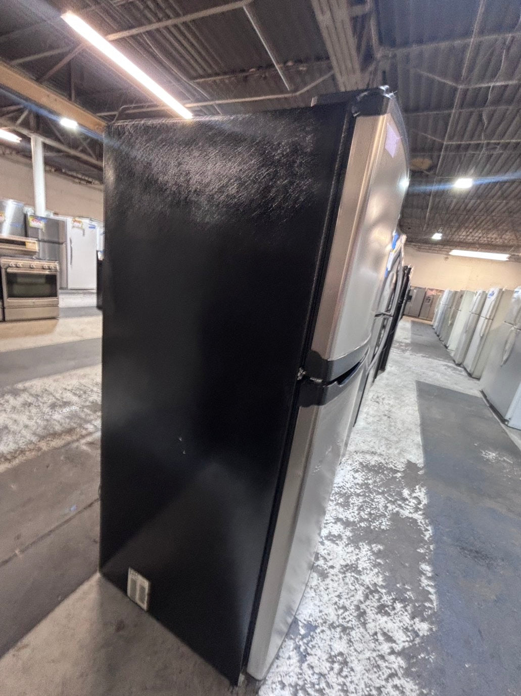 >*special🔥Whirlpool stainless steel top freezer refrigerator with ice maker inside used-refurbished 30" #RFT3SB