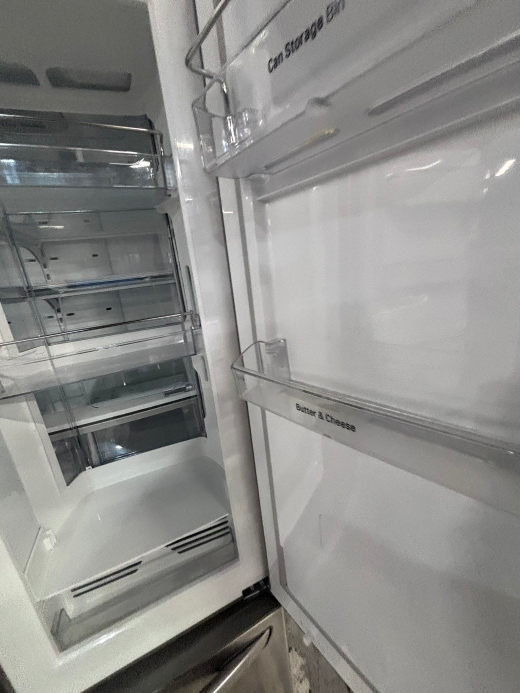 >>Used great condition used-Refurbished LG 36”w x69h x 31” depth refrigerator stainless steel w/ice & water dispenser 36 “ #LGFD31CU3B