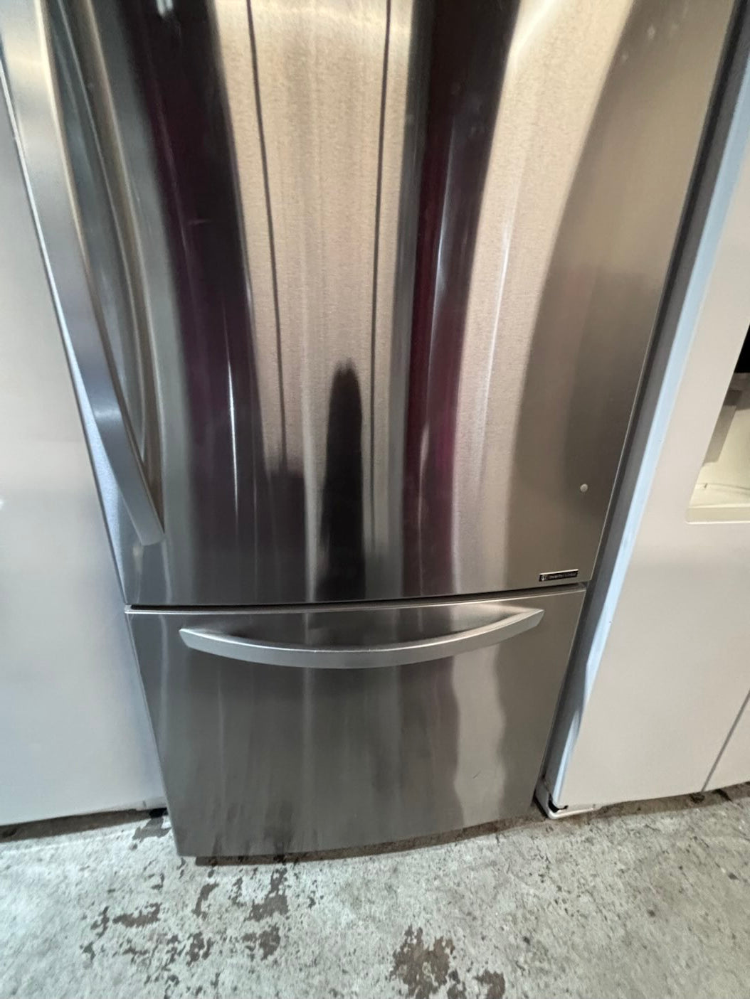 } LG 33” x68 1/2 height x 30”depth bottom freezer fridge   ,stainless steel. used-like new , refurbished #BFLG151B