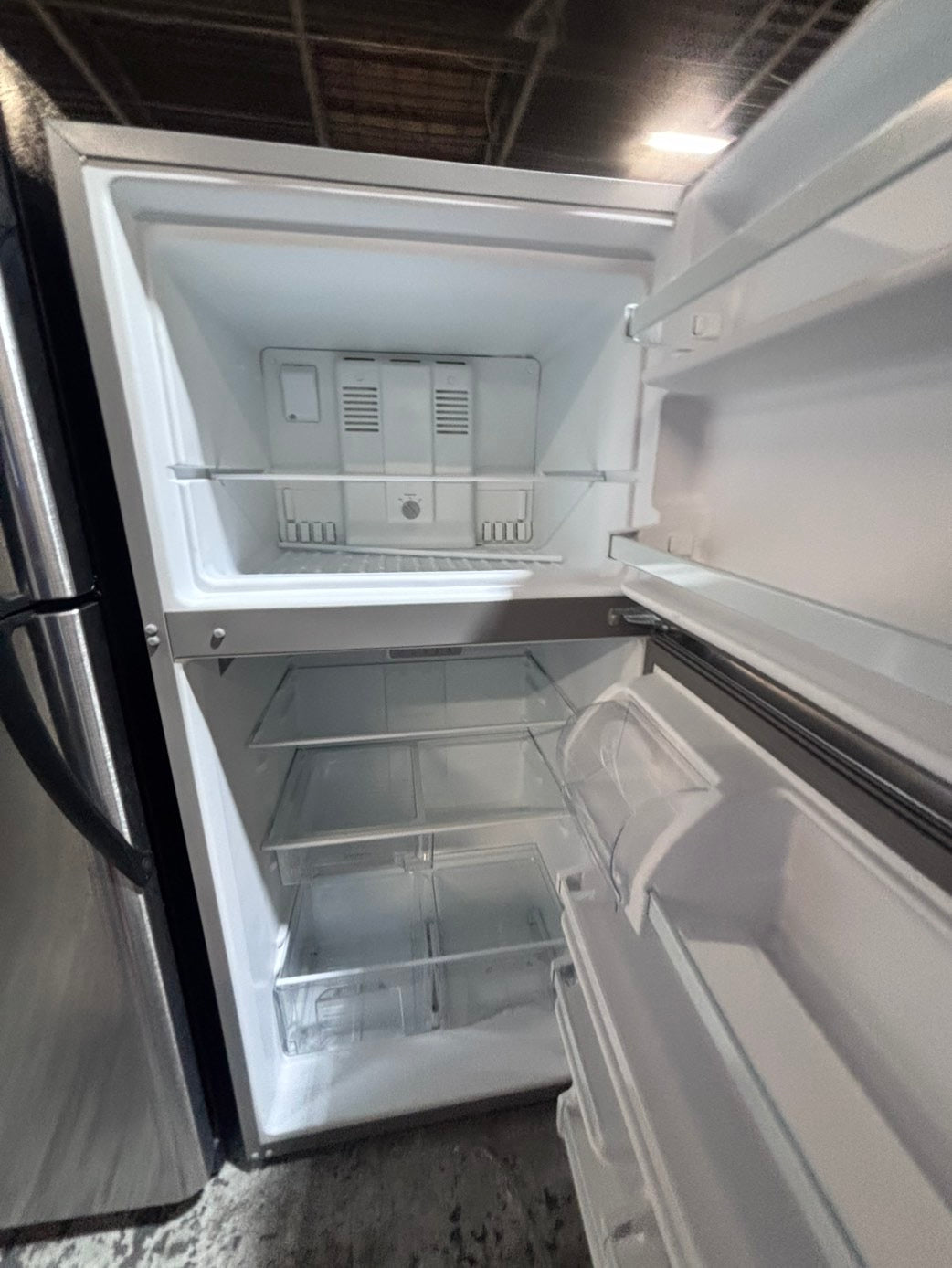 >*Whirlpool top freezer refrigerator stainless steel used-refurbished 30" #RFWW19B