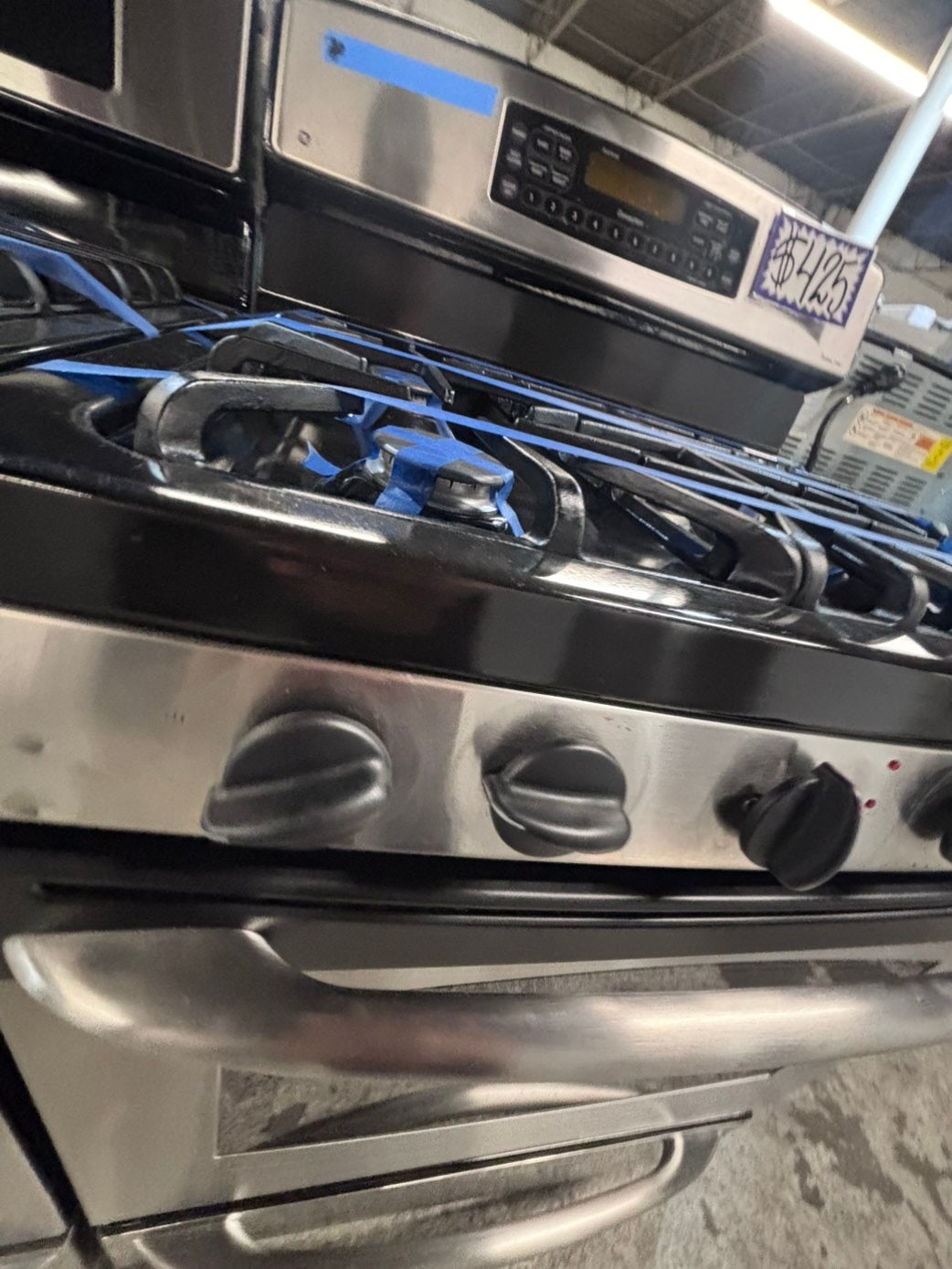 >GE  Gas range 5 burner bake broil Hi/Lo self clean in stainless steel used-Refurbished 30” #GEG1X2B