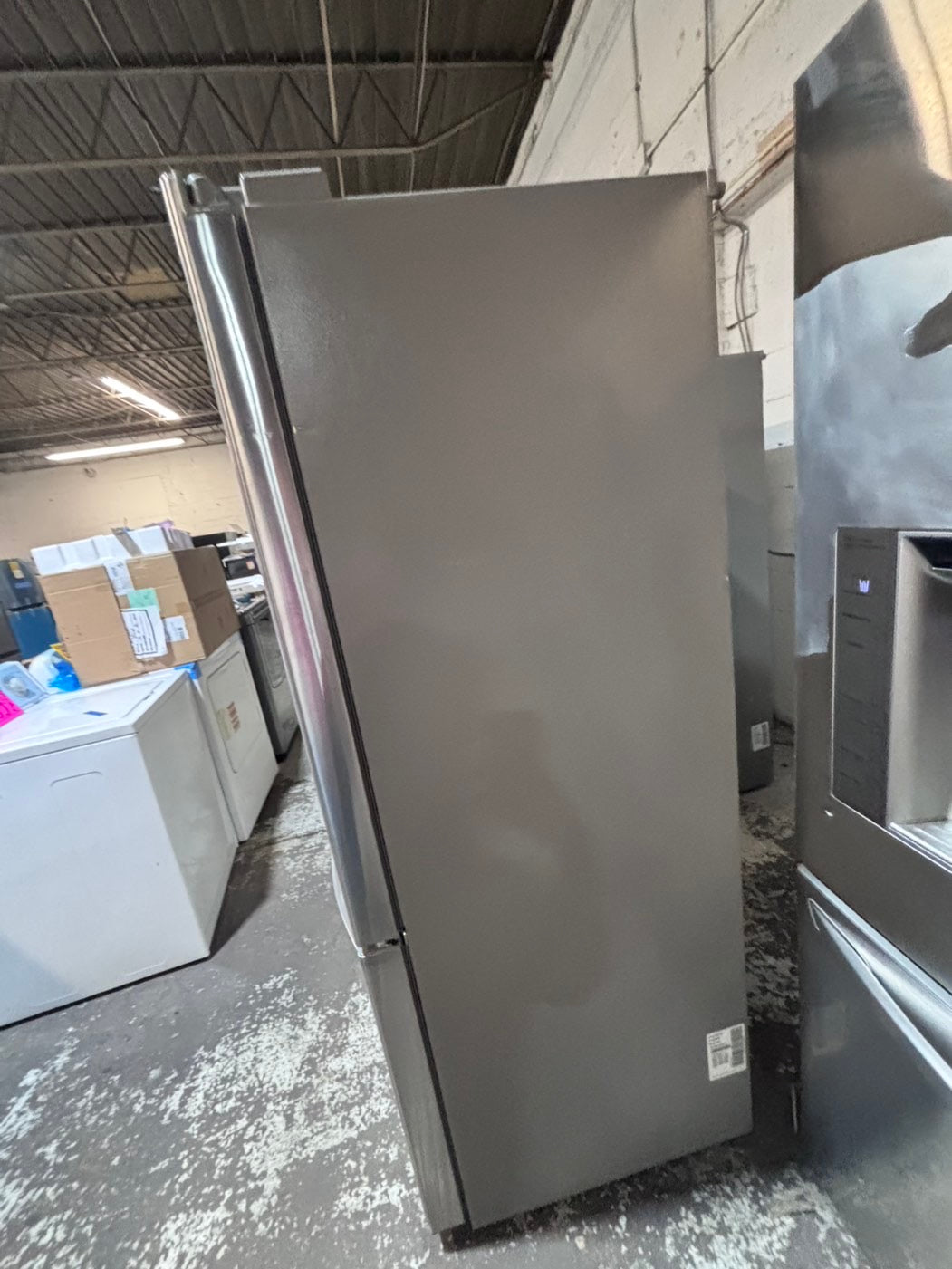 >>36” x69h 24”depth LG  French door Refrigerator counter depth stainless steel w/ ice water dispenser great condition 36" used-refurbished #KVVS24B