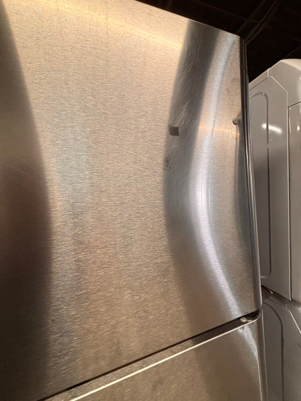 >*frigidaire  top freezer refrigerator stainless steel used-refurbished 30"x 681/2h #RF21ZRB