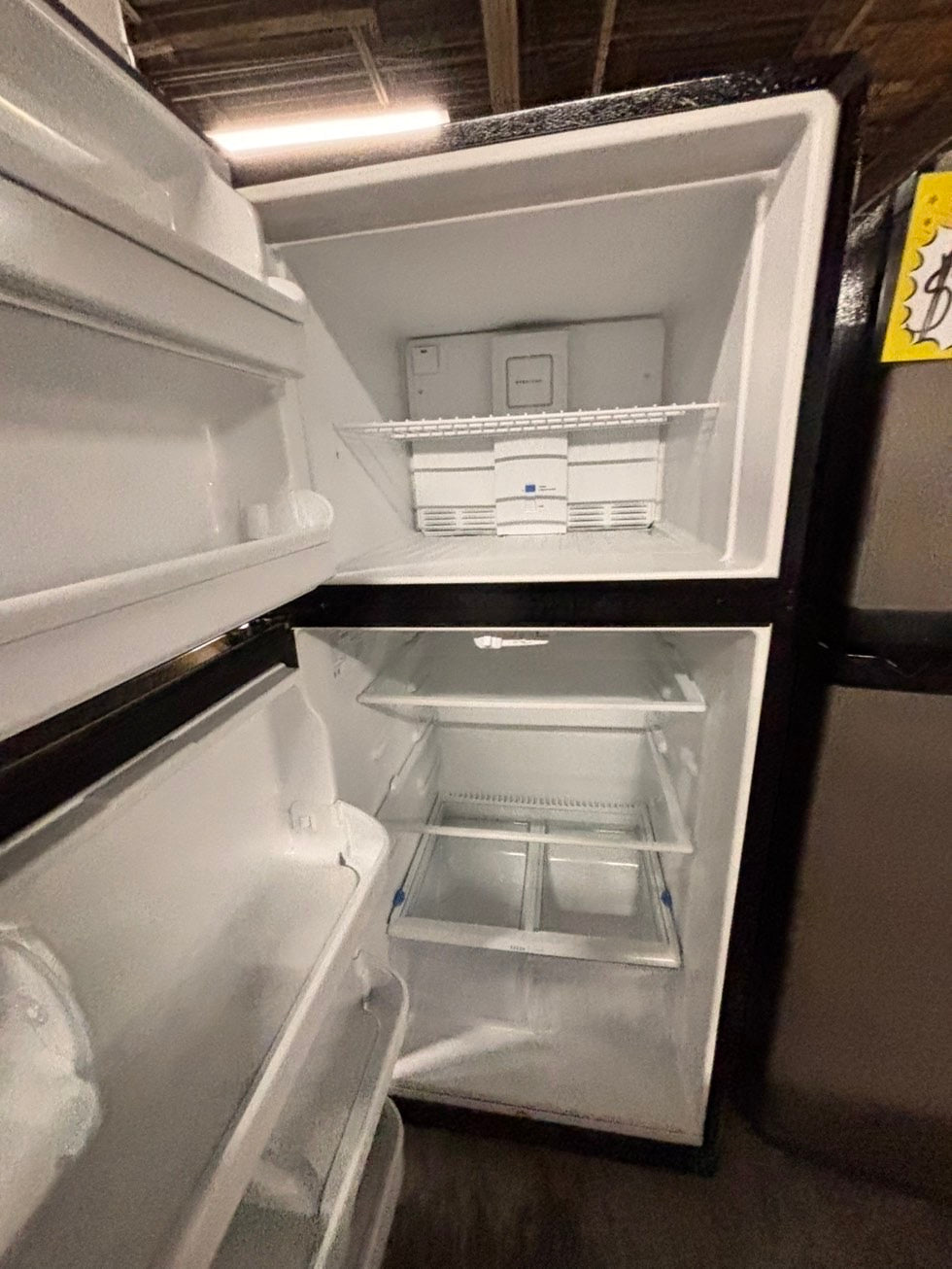 >Frigidaire 21cu.ft -top freezer refrigerator stainless steel -used refurbished 30” #RFF916B