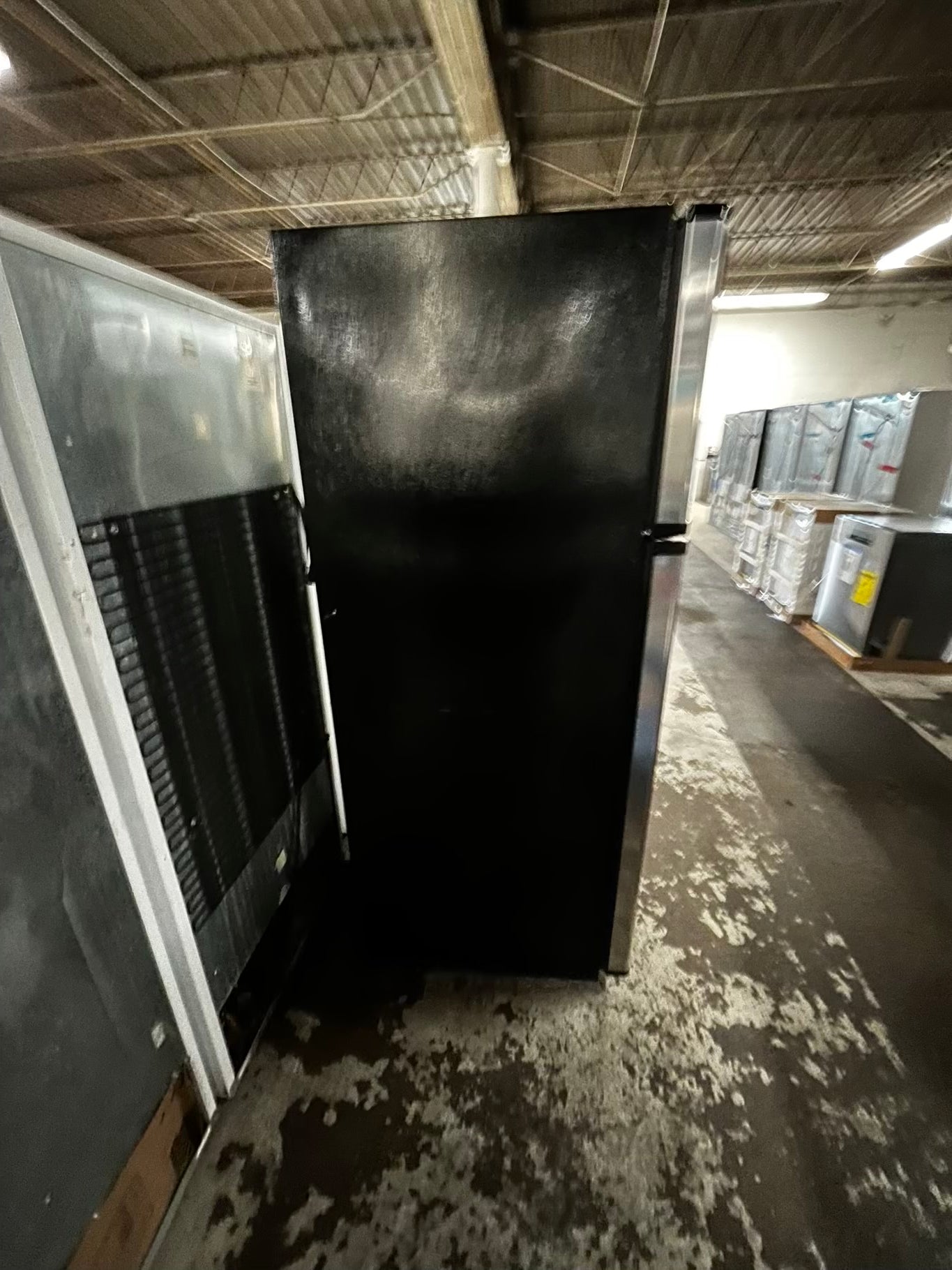 - Whirlpool top freezer refrigerator stainless steel 28" #RF777QB