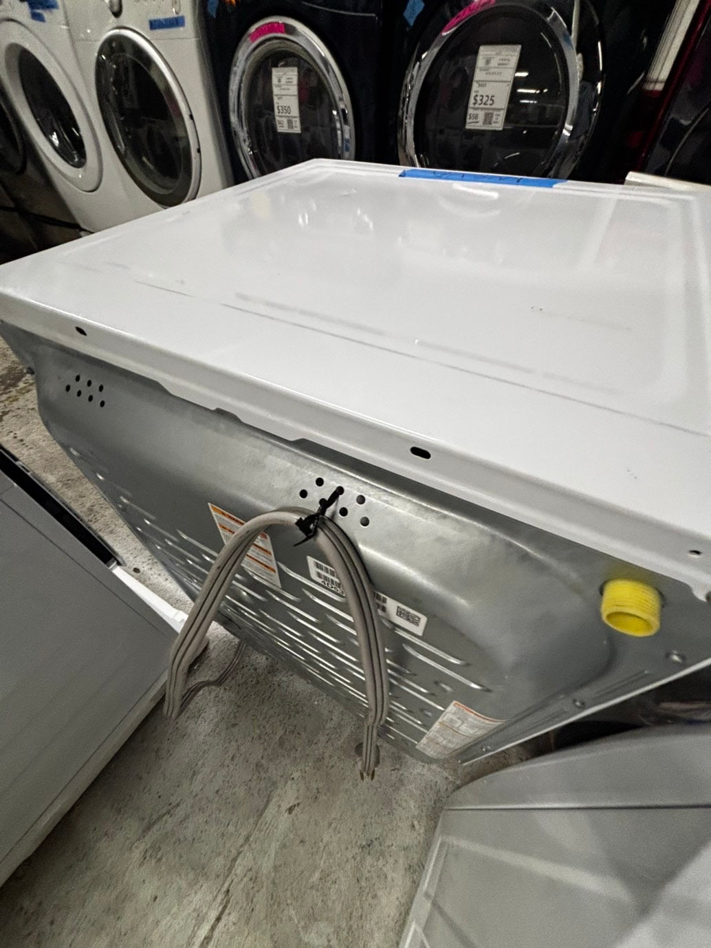 >Electrolux front load washer& dryer set large capacity energy start , steam   new scratch and dent #FLW77XB