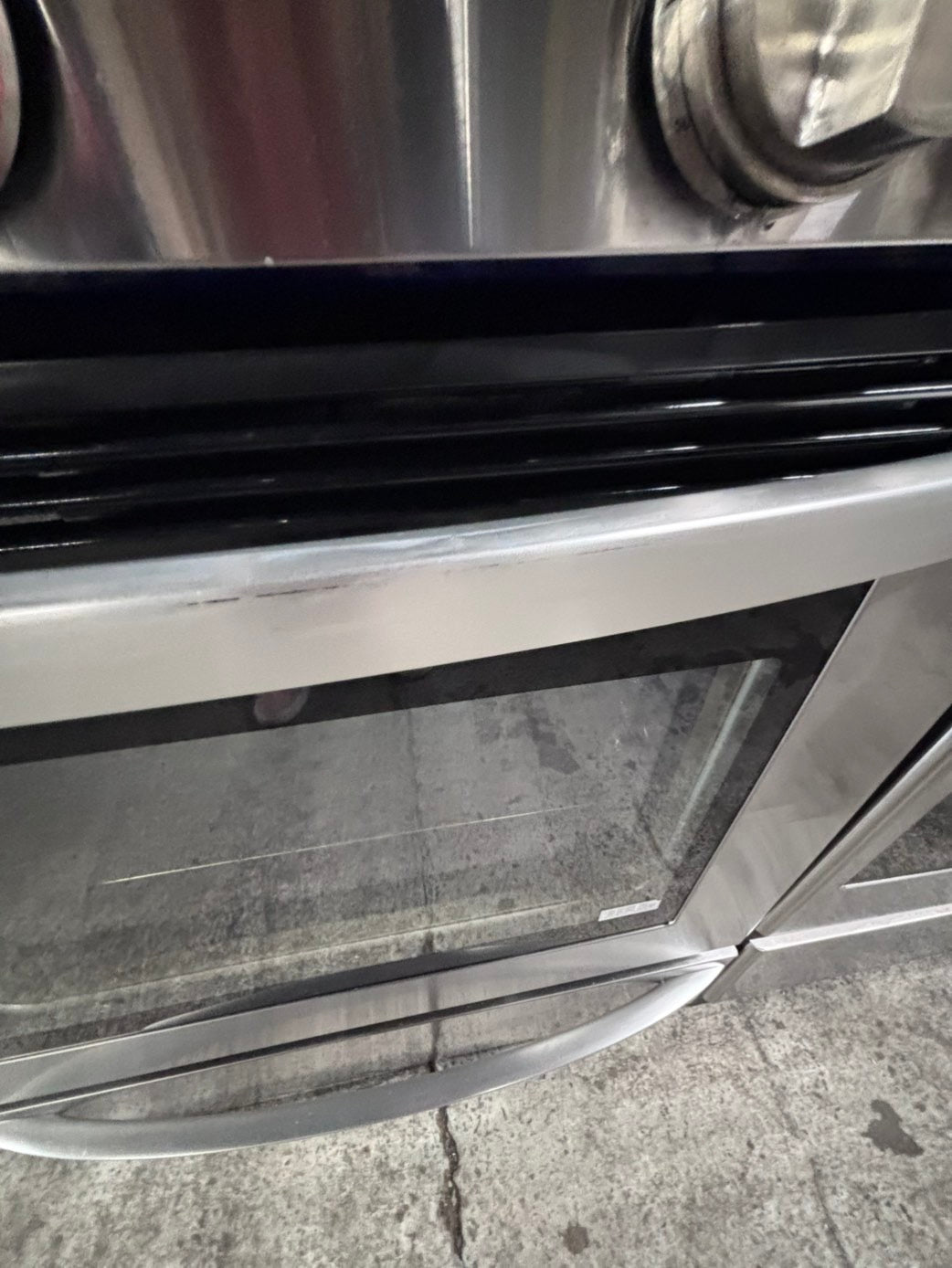 >LG Gas range 5 burner convection oven bake ,broil Hi/Lo self clean in stainless steel used-Refurbished 30” #SGZQ99B