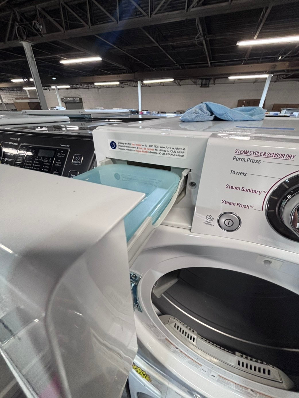 >* July 4th special 🇺🇸LG washer & dryer set electric 220v front load stackable or side by side - sensor dry in white  #WEDL99SET