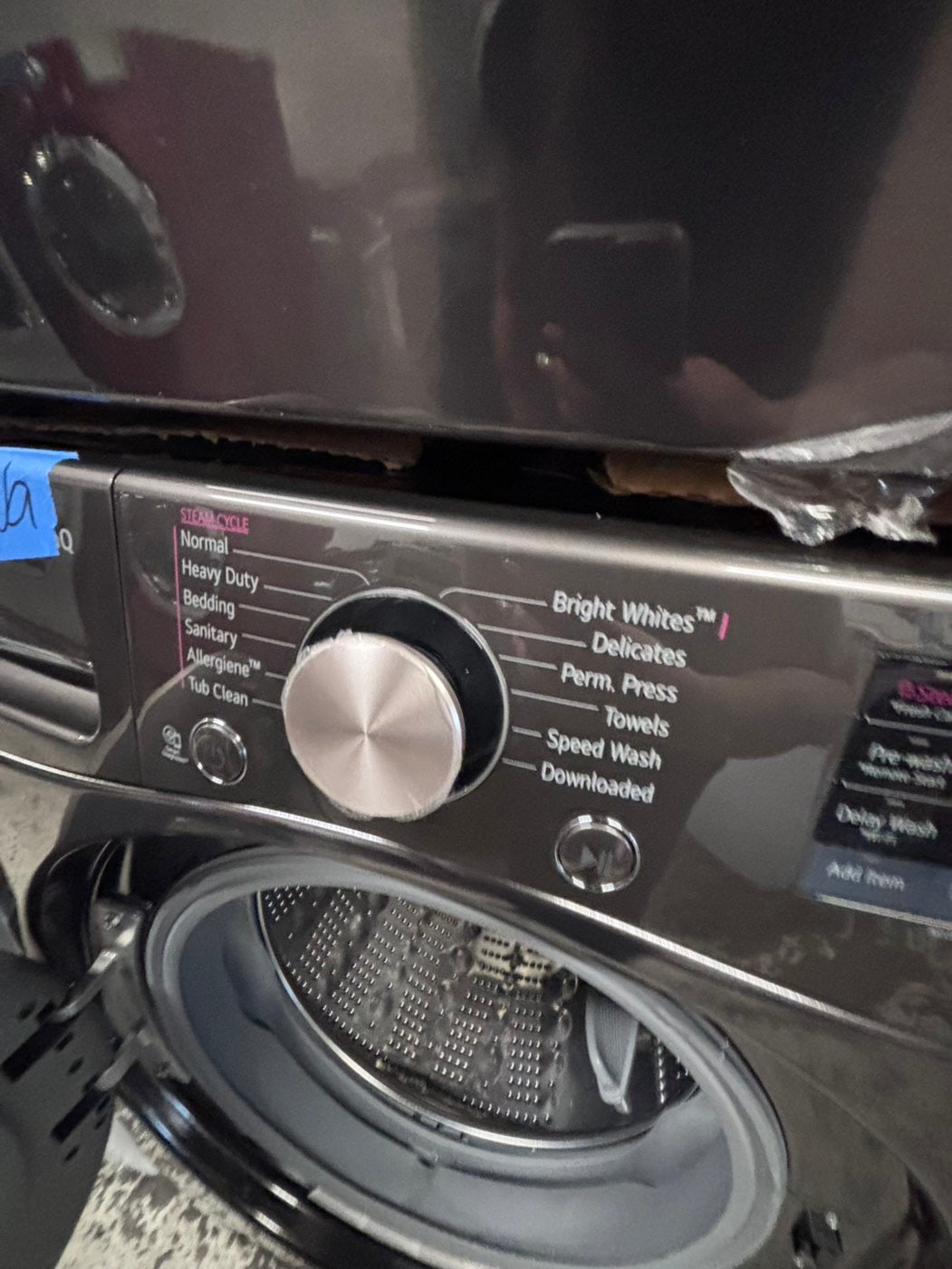 >>LG Open Box 📦 Scratch & Dent 4.5 cu. ft. Ultra Large Capacity Front Load Washer 
 & 7.4 cu. ft. Large Capacity Front Load Electric Dryer - black steel  Set / stock number #WD3A1CB
