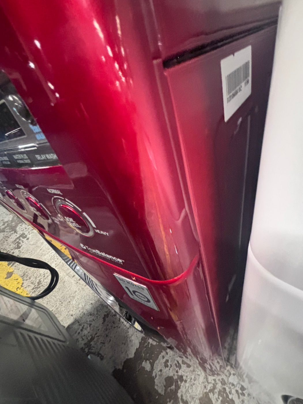 >LG washer 4.0cu ft & dryer 7.5 steam set electric 220v front load stackable or side by side - sensor dry in red  #WEG74BR