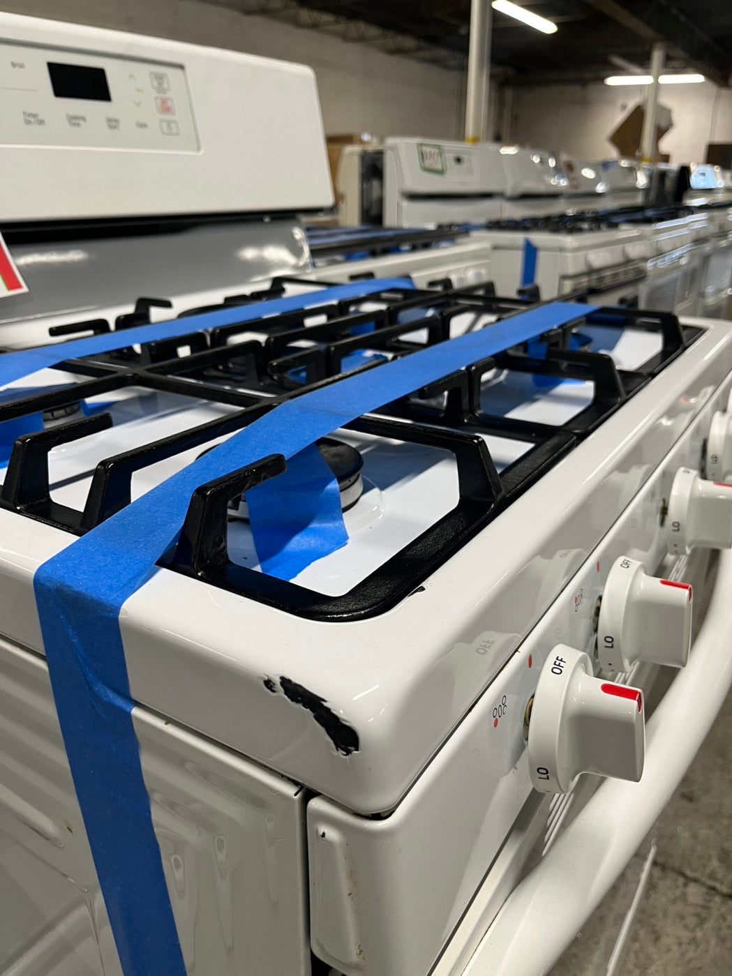 🎁🎄Holiday sale‼️Samsung gas range 5 burner bake broil in white Refurbished 30" #GR27RB