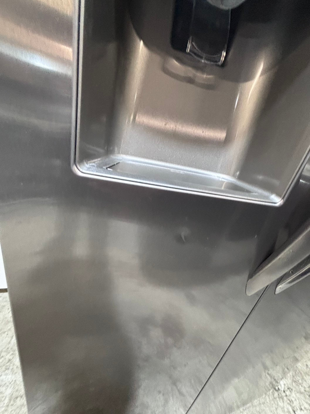 >*early July 4th sale🇺🇸36”frigidaire counter depth side by side door fridge  stainless steel w/ice water dispenser 36” #FRG24AAB