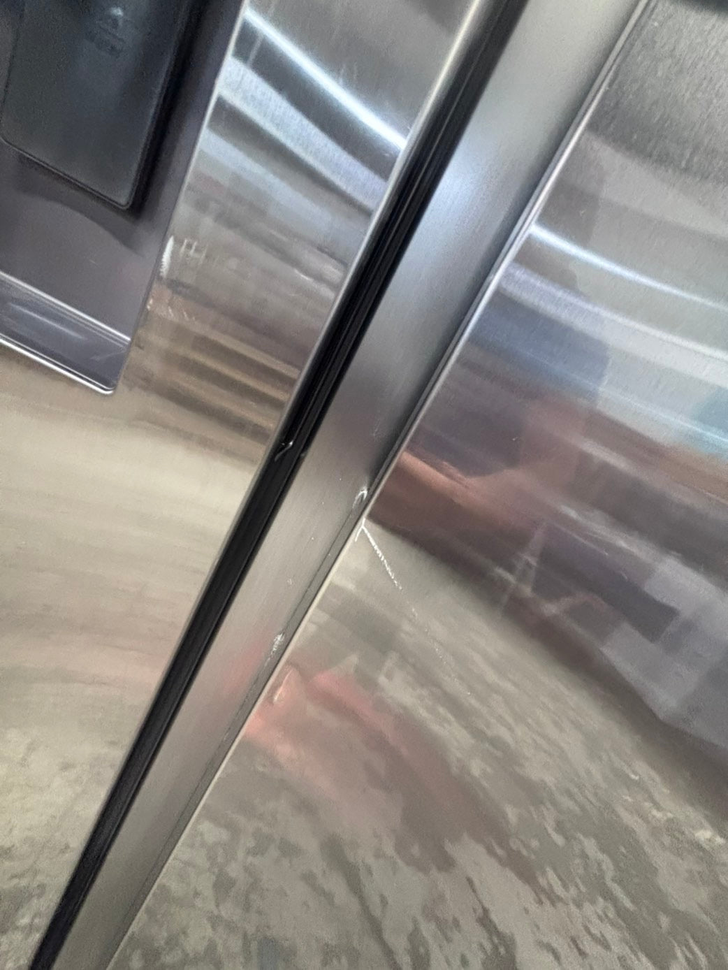 >*July 4th sale🇺🇸🔥Side x side  Refrigerator stainless steel with ice maker & water dispenser /. 36’’used-Refurbished. Item number  #RF66012B