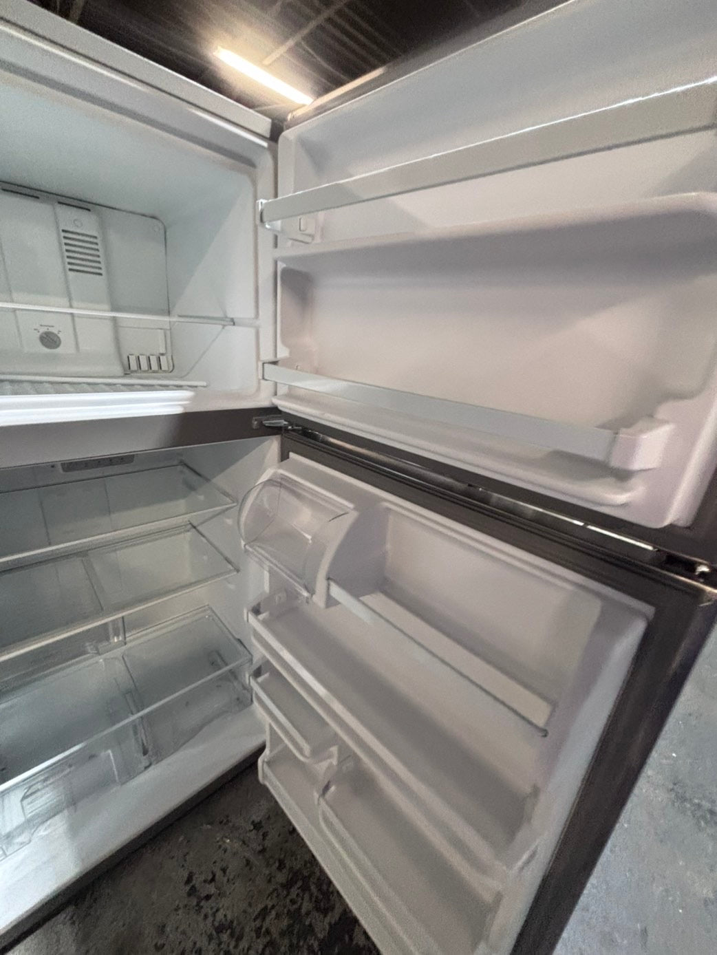 >*Whirlpool top freezer refrigerator stainless steel used-refurbished 30" #RFWW19B