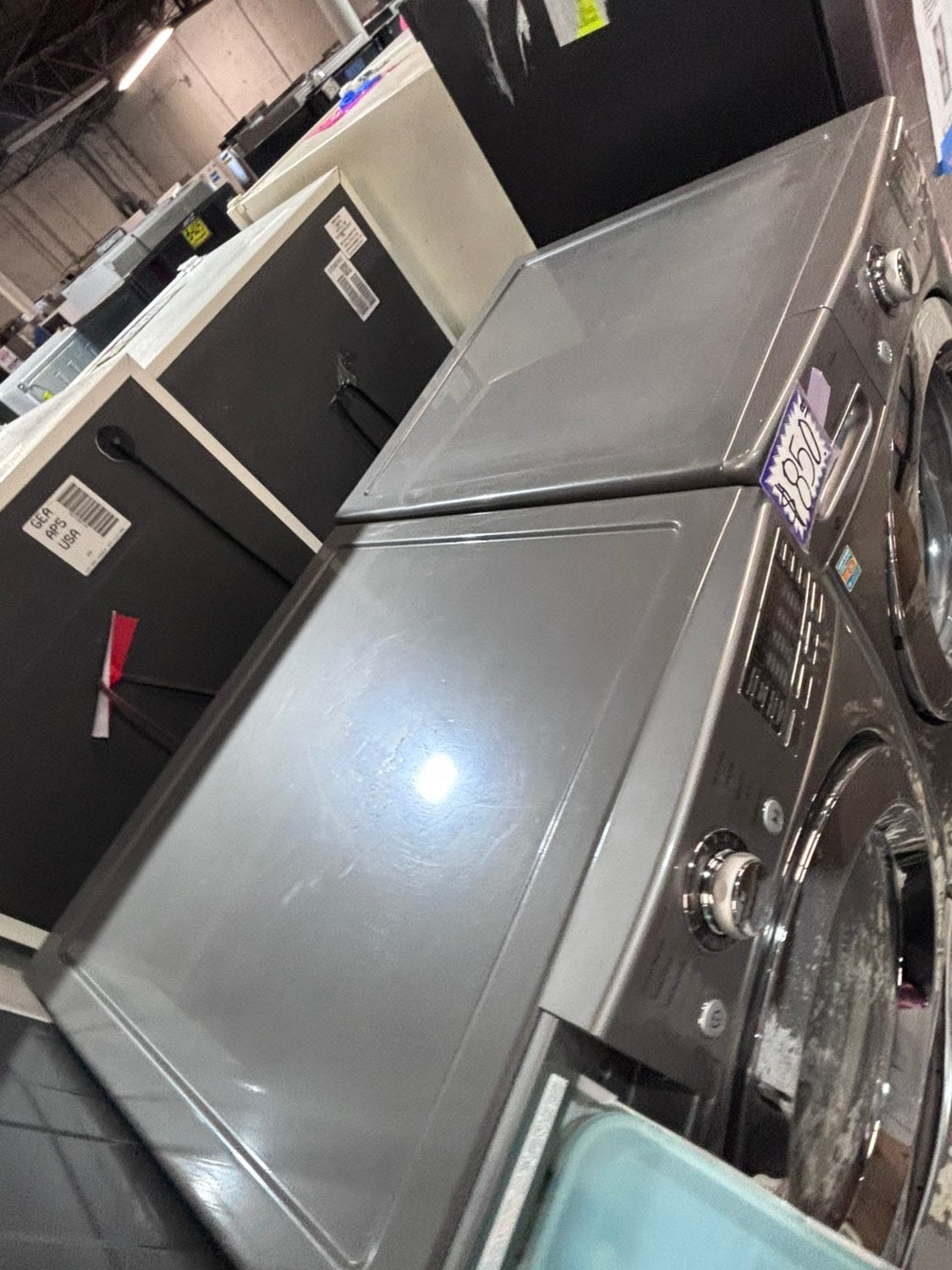 >>used- LG  Kenmore  front load washer & dryer set  electric 220v large  capacity with pedestals in gray (silver) color 27” #PS3EASET