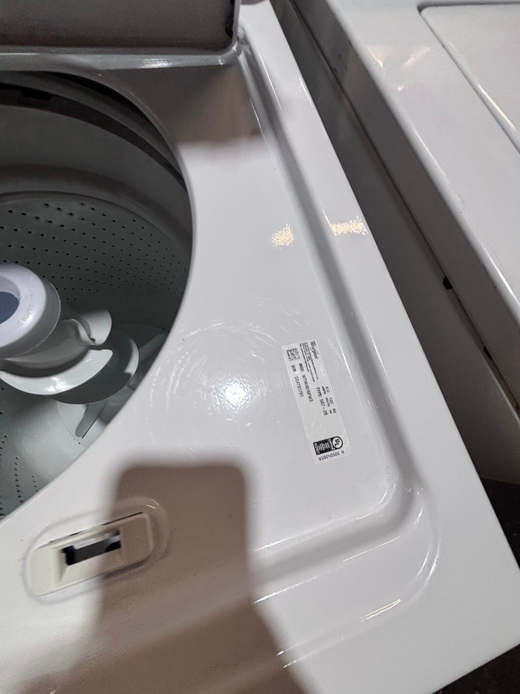 >*maytag Top load washing machine w agitator 27" in good condition,used-Refurbished #TWP227B