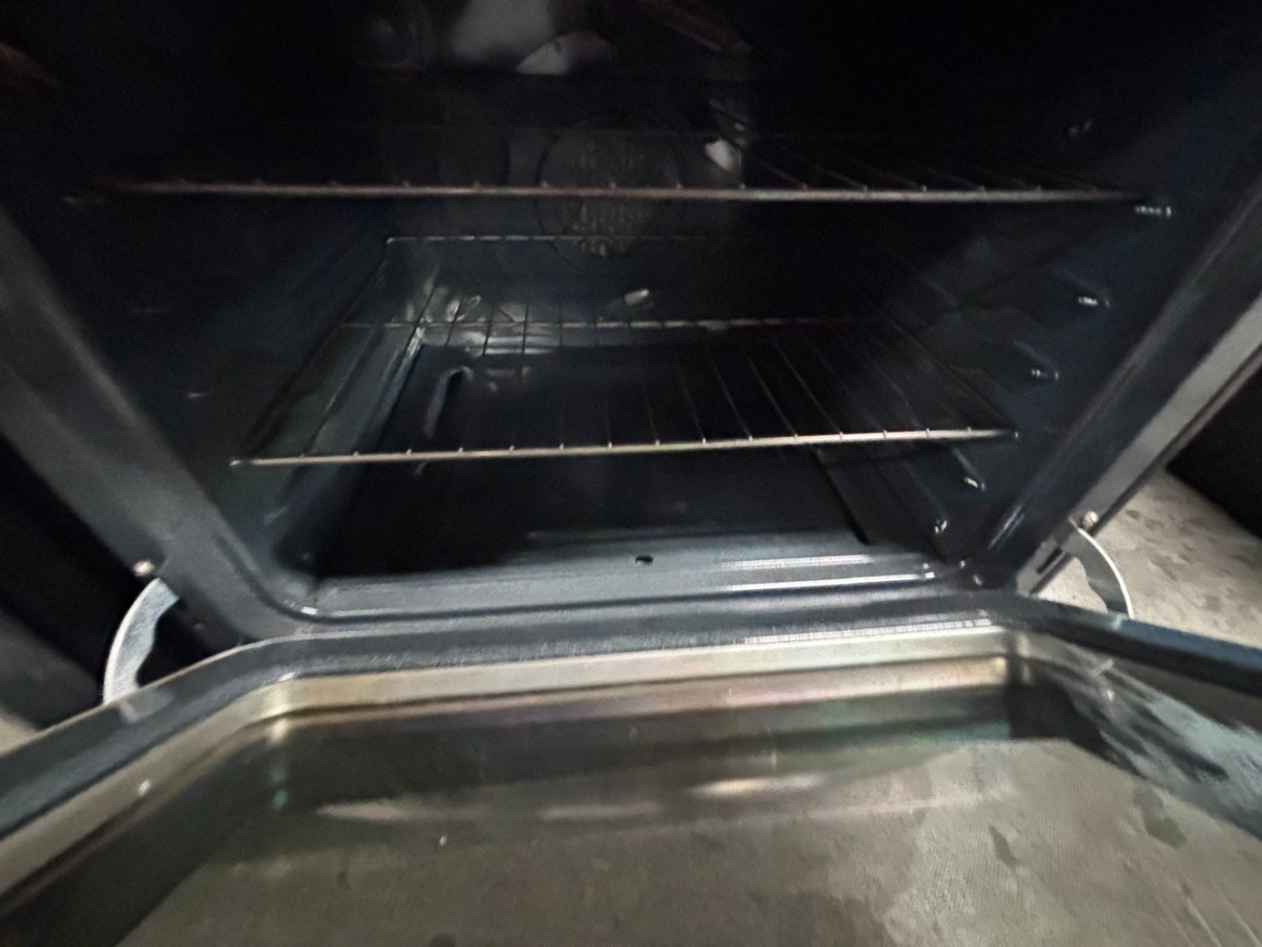>GE  Gas range 5 burner bake broil Hi/Lo self clean in stainless steel used-Refurbished 30” #GEG1X2B