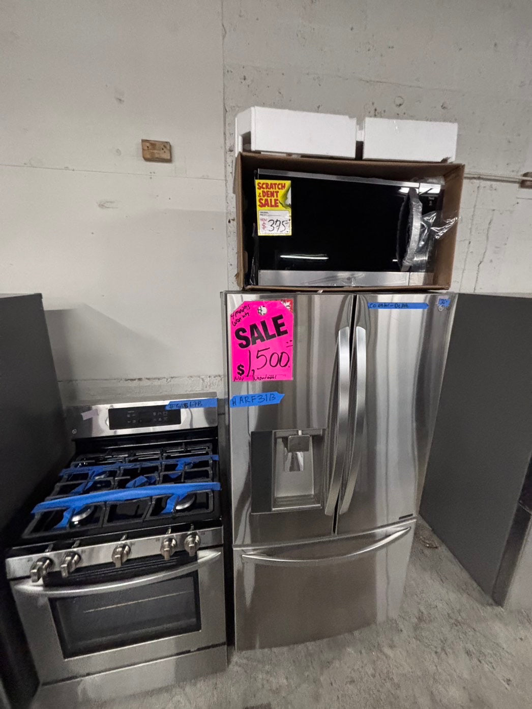 >special 3pc. Combo =LG French door Refrigerator counter depth  w/ ice water dispenser 36",gas stove 5 burners & new the range microwave all same brand  #ARF31B3PC