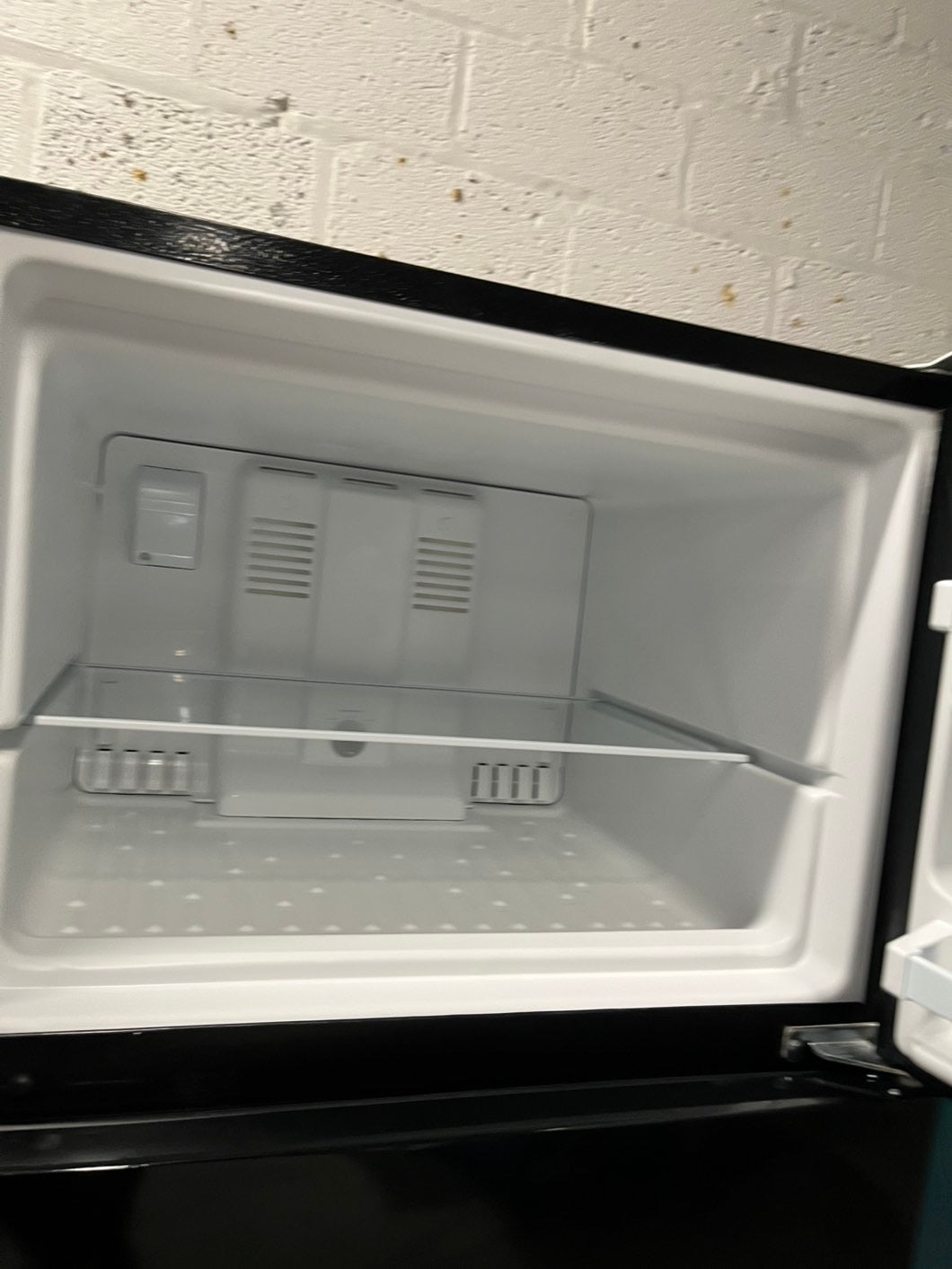 💫🥳 whirlpool black top freezer refrigerator  used-refurbished 30" #RFWH39B