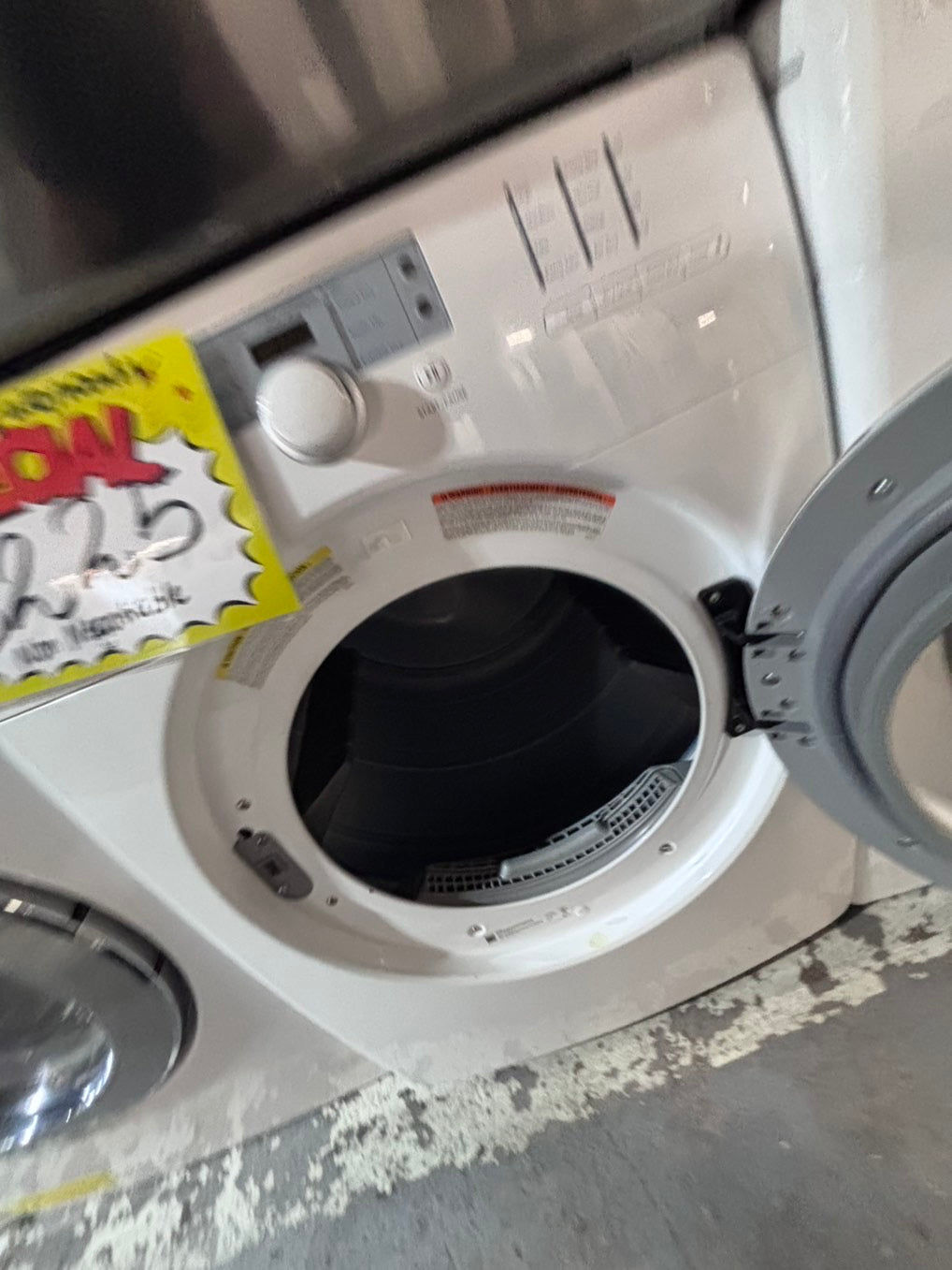 >*special 🔥kenmore  sensor Dry front load stackable electric 220v dryer in off white color used-refurbished 27" #KDFF16B