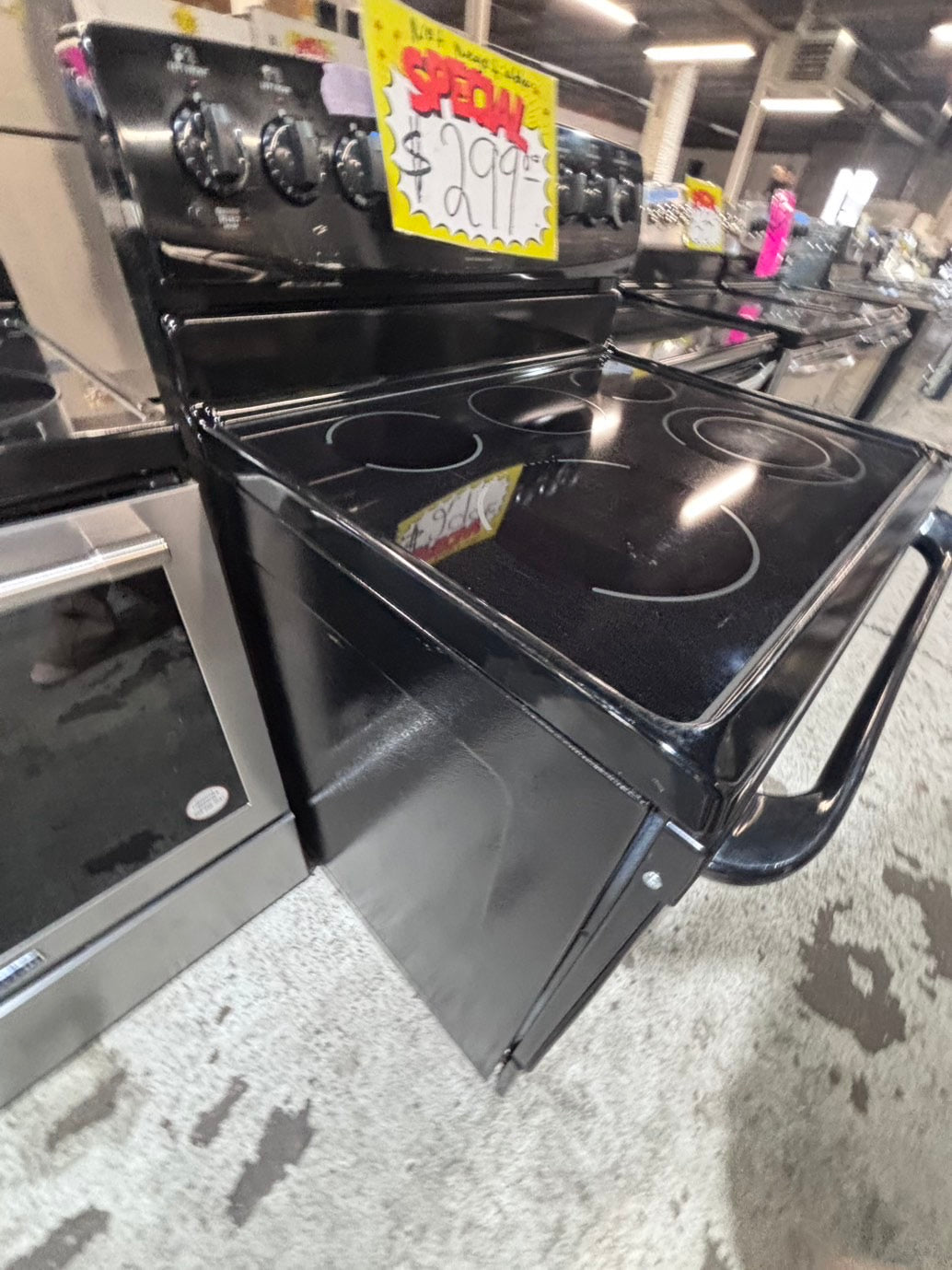 >special🌟kenmore  Glass Top electric stove  bake /broil,Self clean 30” 5 burner ,black  color, used-Refurbished   #K4WE6PB
