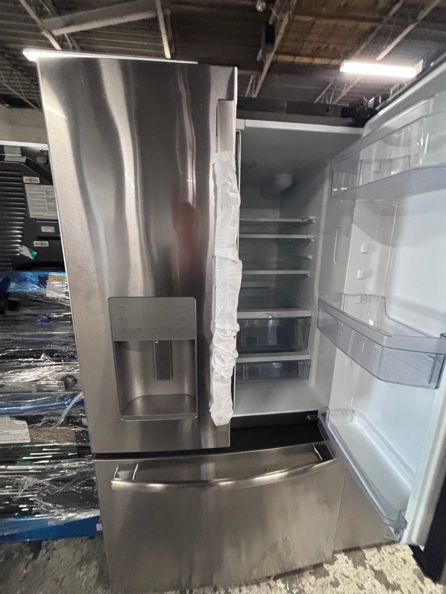 >>Used great condition used-Refurbished GE 36”w x69h x 29.1/5 depth refrigerator stainless steel w/ice & water dispenser 36 “ #FDF29U3B