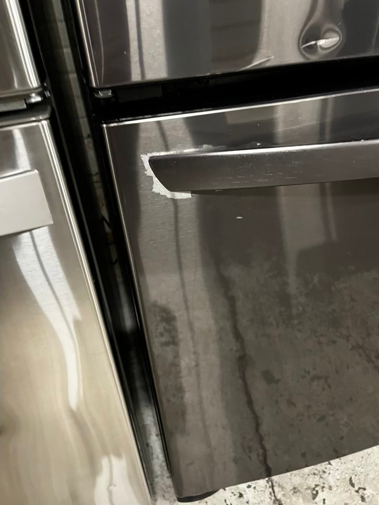 🎄Holiday Sale 🎁Used | Refurbished LG 36” 28cu.ft. French door refrigerator black stainless steel w/ice water dispenser - stock number #RF453P7B