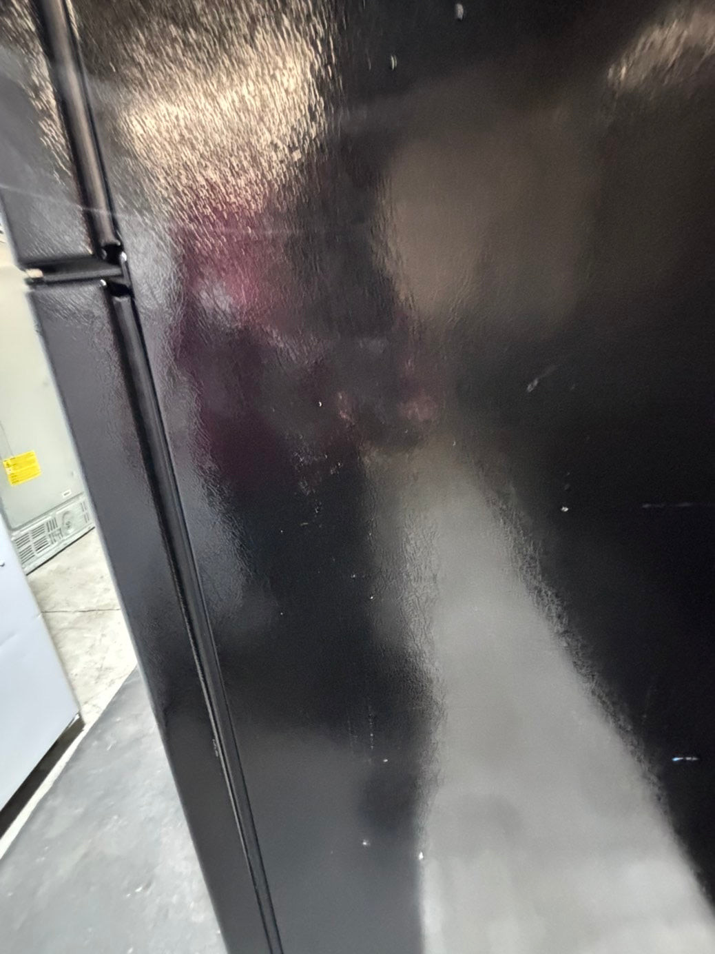 >>GE  33” Top freezer fridge   With ice maker inside ,black  used-refurbished #RG37QB