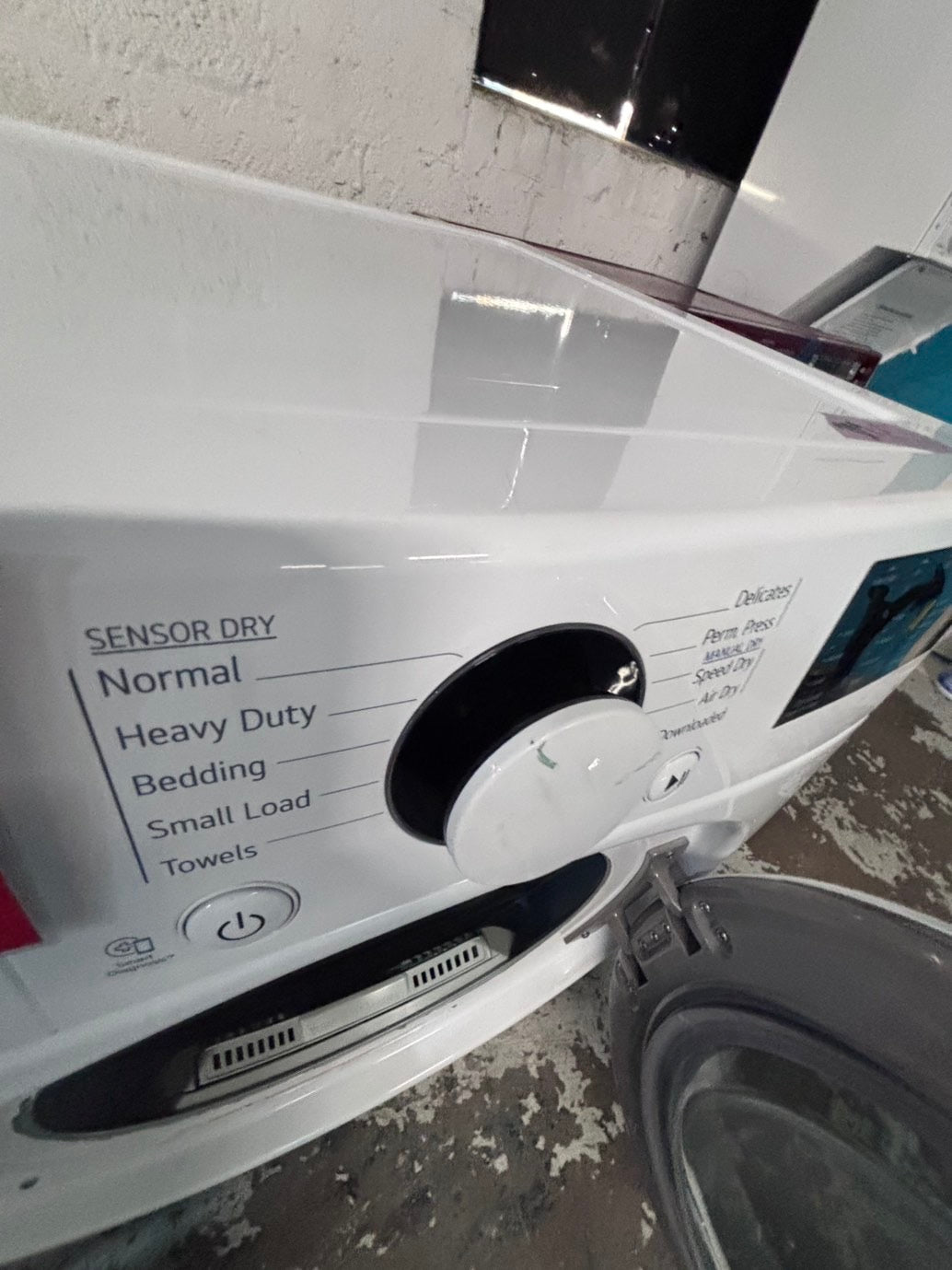 >*LG sensor Dry front load stackable electric 220v dryer in white  color used-refurbished 27" #DSTR5NB