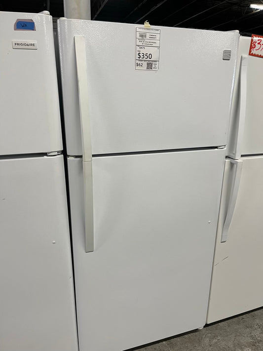 - Kenmore Top freezer refrigerator in white 30" #RF896DB