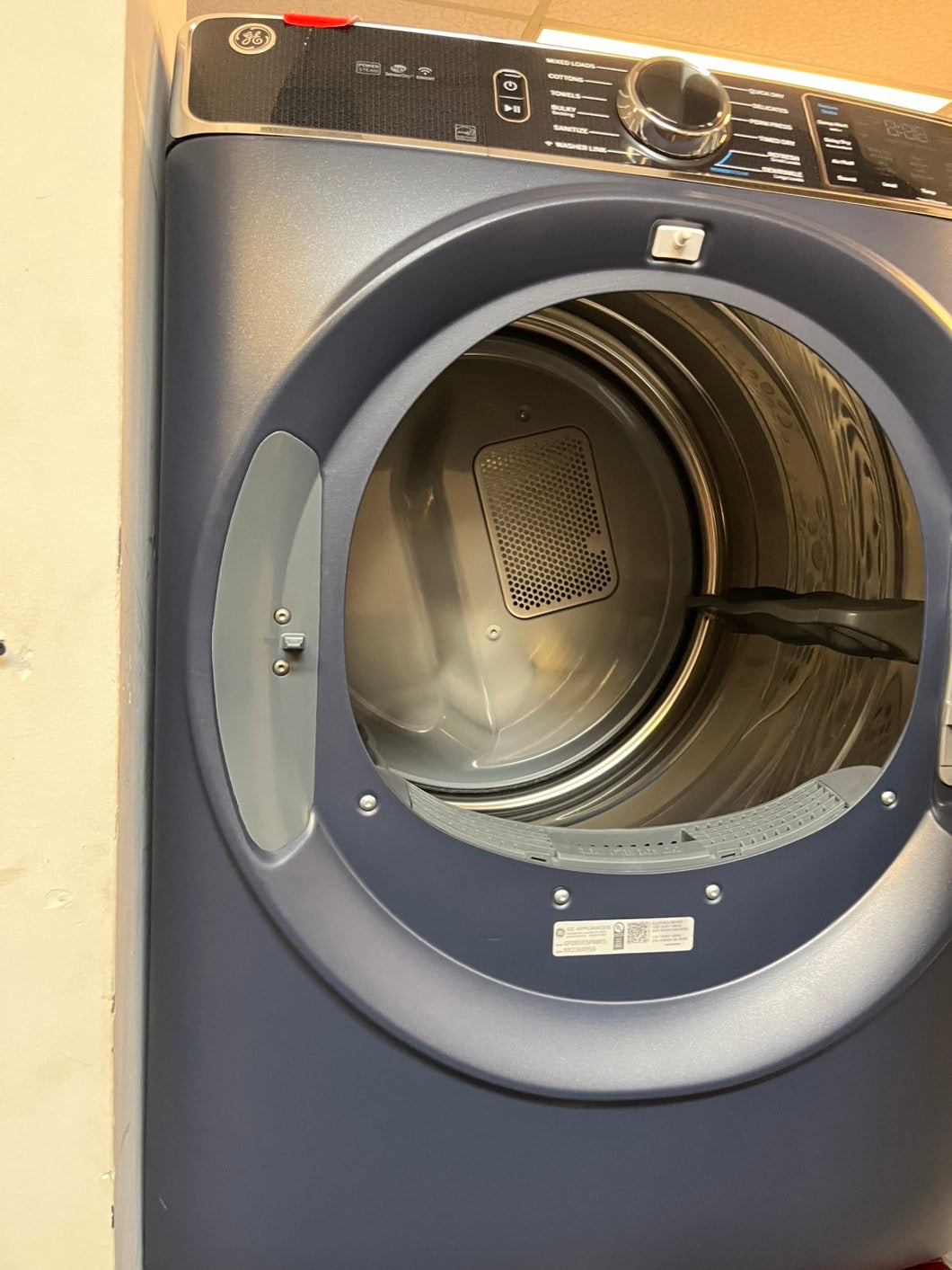 Ge - 7.8 Cu. Ft. Stackable Smart sensor dry power steam Electric Dryer with Steam and Sensor Dry - Graphite Steel 28" #RF2089L