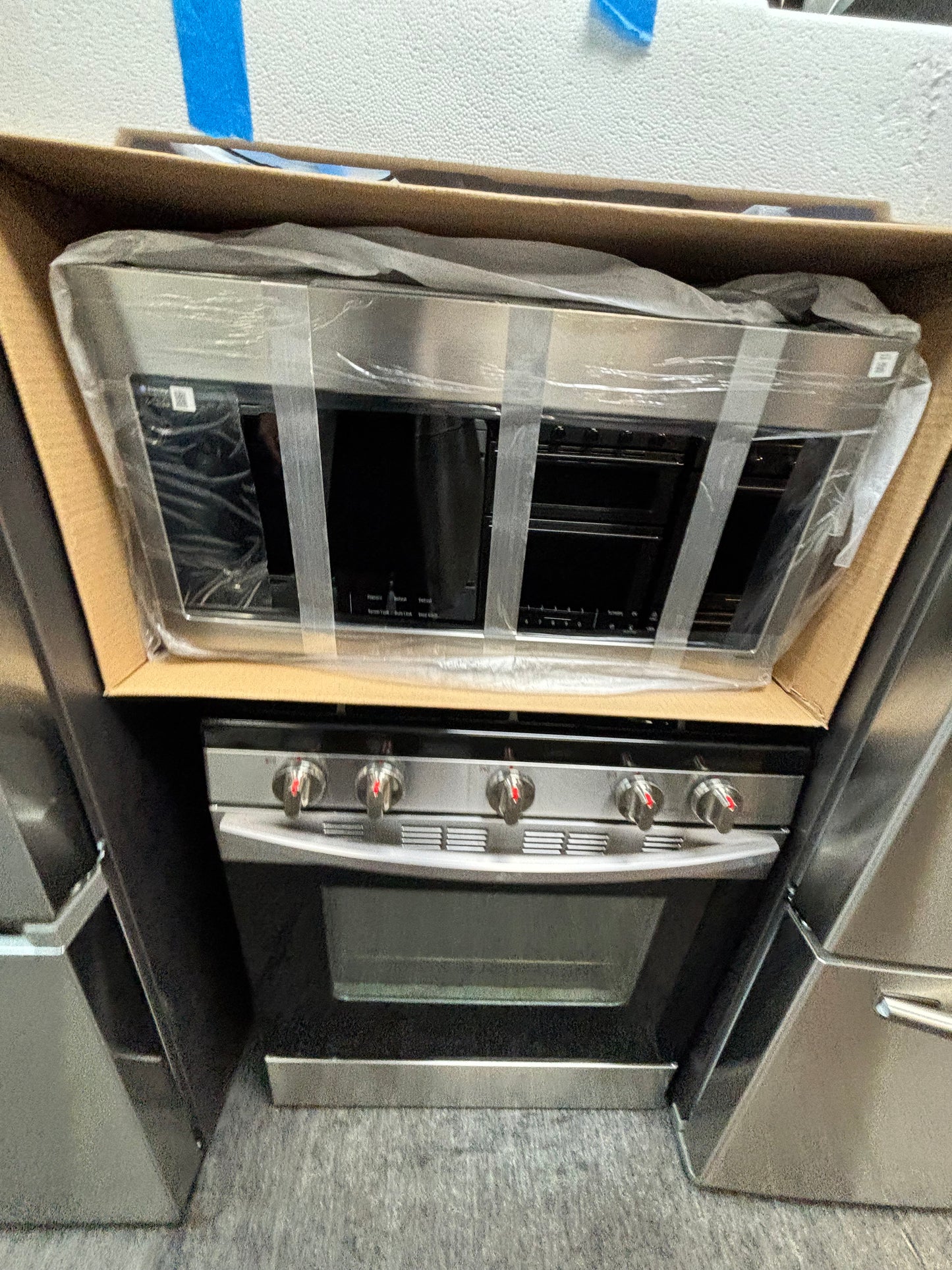 🎁Christmas sale🎄🎅 | Samsung  kitchen combo / furnished Refrigerator counter-depth ,gas range, New microwave and dishwasher -💥4 appliances💥#RFGSDW90L