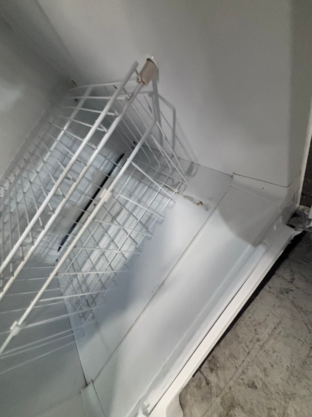 >>special 💥Frigidaire up-right freezer white 14.cu.ft Refurbished-used #FKU1114B