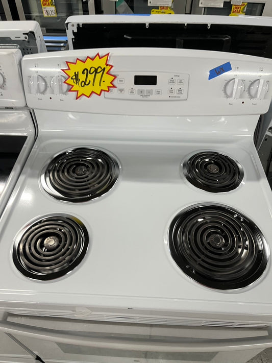 =Ge white electric coil top electric range coil 220v 4 burner Refurbished in bake Broil self clean 30" #ERR25B