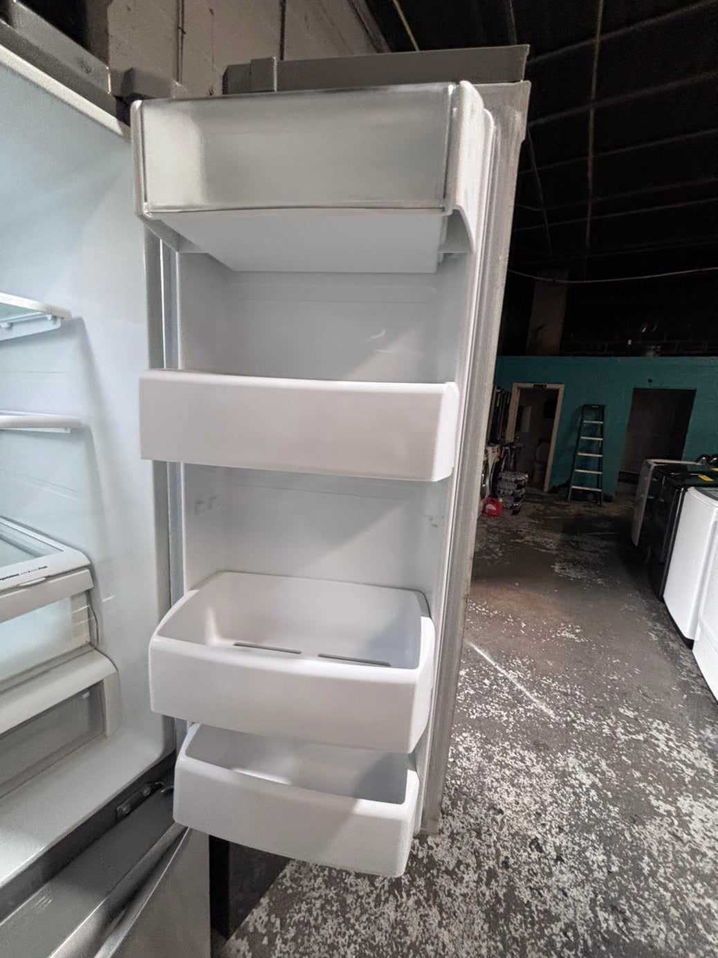 >* special 🔥used-Refurbished LG 36”w x69h x 29 depth refrigerator stainless steel w/ice & water dispenser 36 “ #LGDF74B