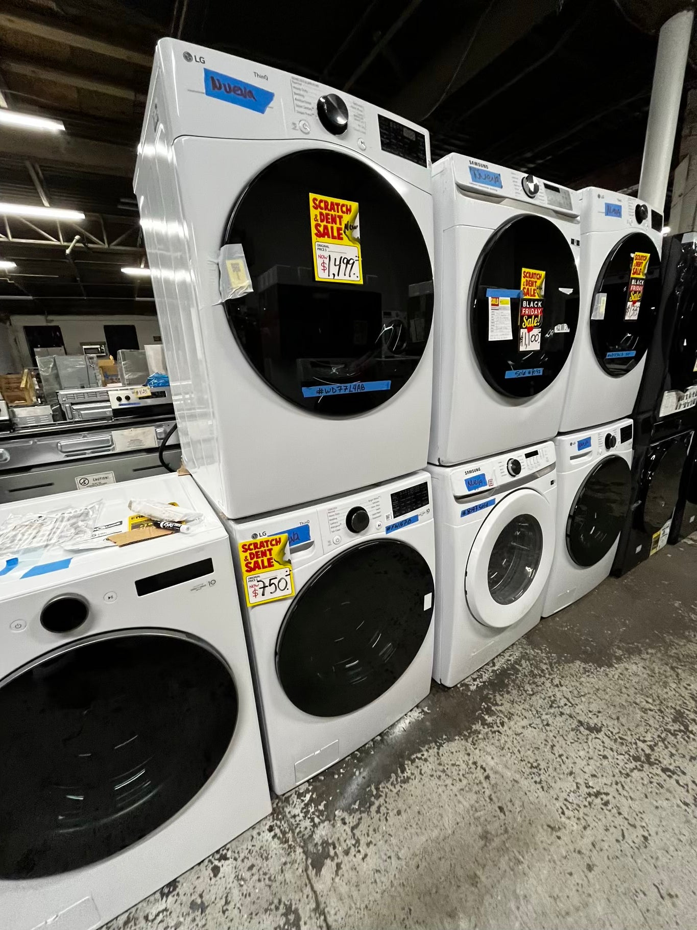 -Open Box 📦 Scratch & Dent 4.5 cu. ft. Ultra Large Capacity Front Load Washer - White WM4000HWA & 7.4 cu. ft. Large Capacity Front Load Electric Dryer - White DLEX4000W Set / stock number #WD7714AB